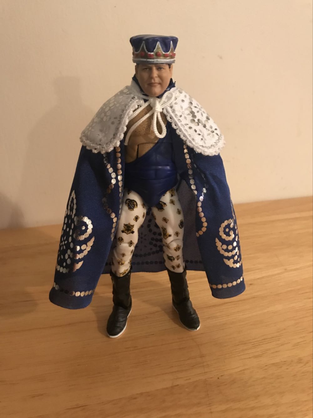 Batman (Lunar Gold Hellbat Suit)