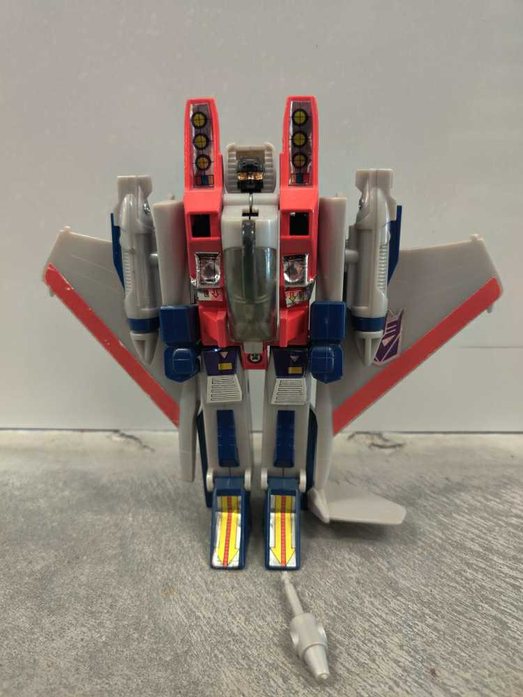 Starscream 2nd Seeker Robot Mode Missing 2 Long Misiles And 1 Small Wing - Hasbro (1984) action figure collectible - Main Image 2