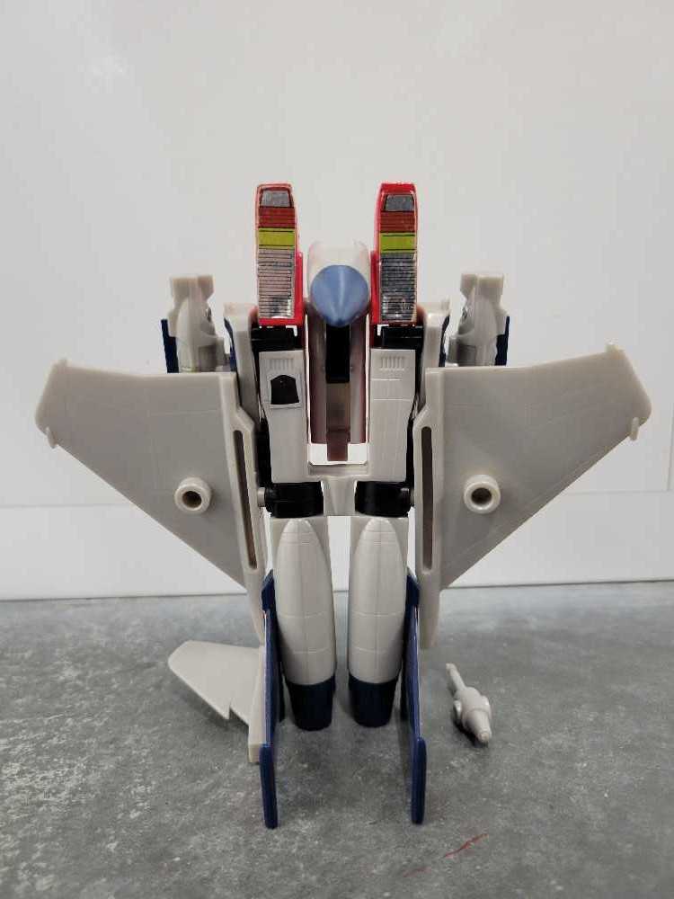 Starscream 2nd Seeker Robot Mode Missing 2 Long Misiles And 1 Small Wing - Hasbro (1984) action figure collectible - Main Image 4