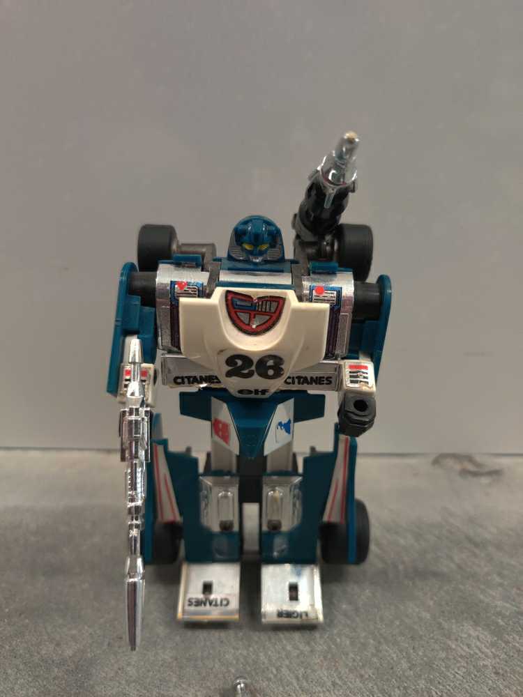 Mirage 1st Robot Mode 1984 Cars - Hasbro (1984) action figure collectible - Main Image 2