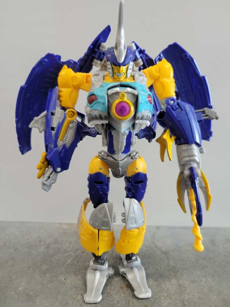 Sky Byte Sky-Byte Skybyte Robot Mode - Hasbro (Generations) action figure collectible - Main Image 4