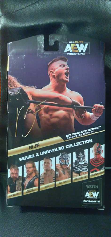 AEW - MJF - Jazwares AEW (AEW Unrivaled Collection Series 2) action figure collectible [Barcode 191726377016] - Main Image 3