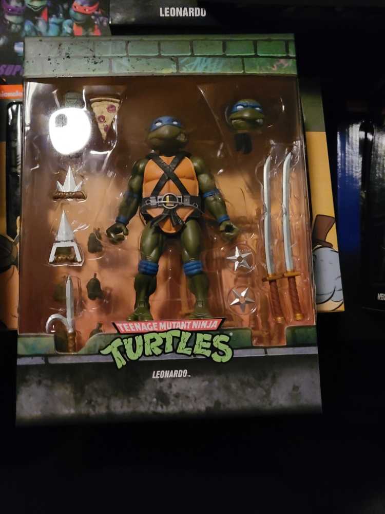 Leonardo - Super7 (Teenage Mutant Ninja Turtles) action figure collectible [Barcode 840049807860] - Main Image 1