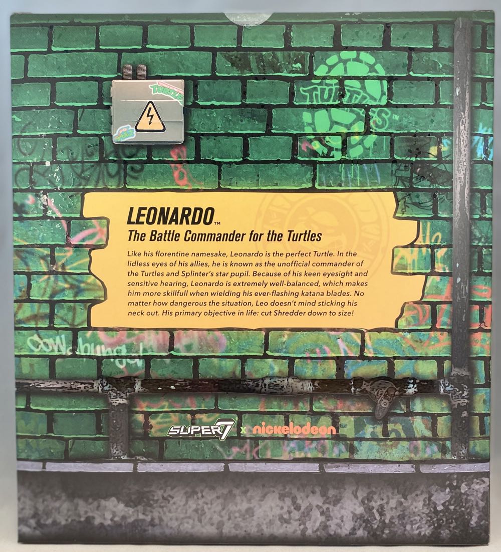 Leonardo - Super7 (Teenage Mutant Ninja Turtles) action figure collectible [Barcode 840049807860] - Main Image 2
