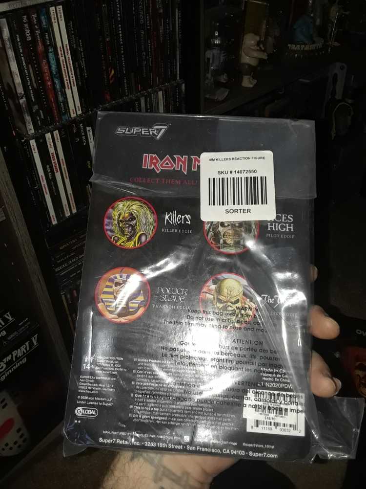 Iron Maiden Killers - Super 7 (ReAction Figures) action figure collectible [Barcode 811169030322] - Main Image 2