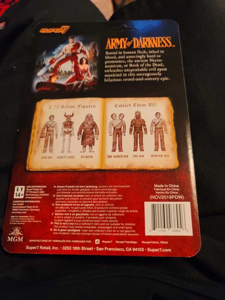 Army Of Darkness: Pit Witch - Super 7 (ReAction Figures) action figure collectible [Barcode 811169038946] - Main Image 3