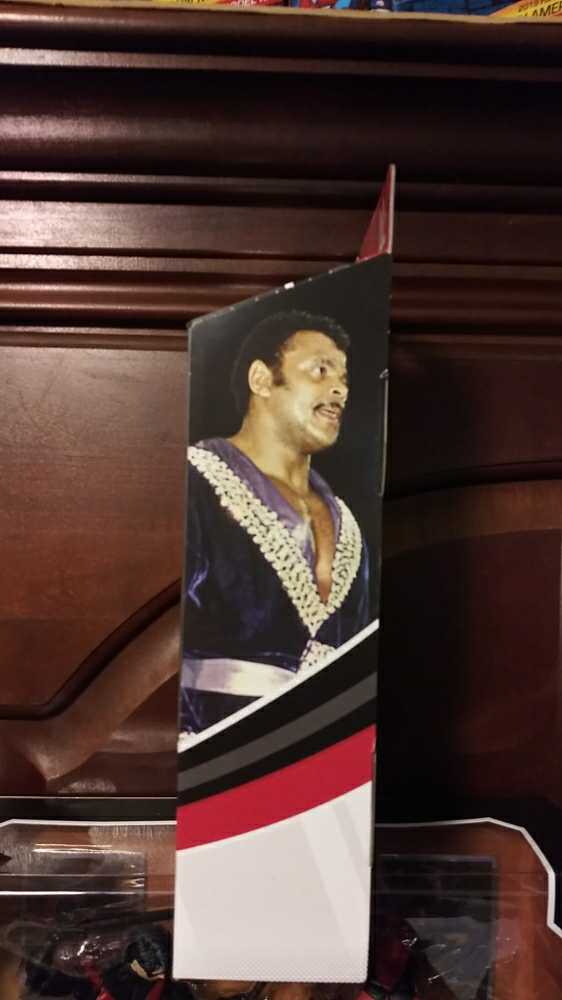 Rocky Johnson - Mattel (WWE TRUE FX) action figure collectible [Barcode 82197797] - Main Image 3