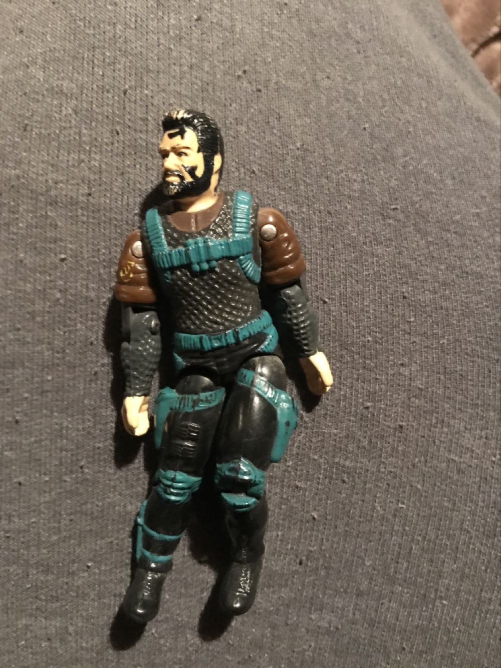 Wayne Manor With Alfred Pennyworth Vinyl Figure Multicolor 45524 3.75 Inches