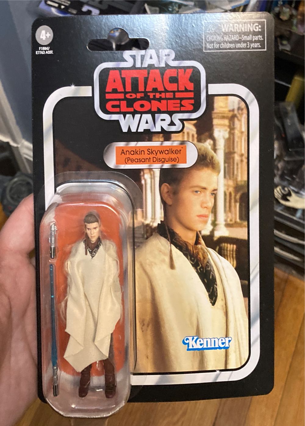 Anakin Skywalker VC32 - Disney / Hasbro (Vintage Collection 3.75” 2018- Now) action figure collectible [Barcode 5010993813308] - Main Image 4