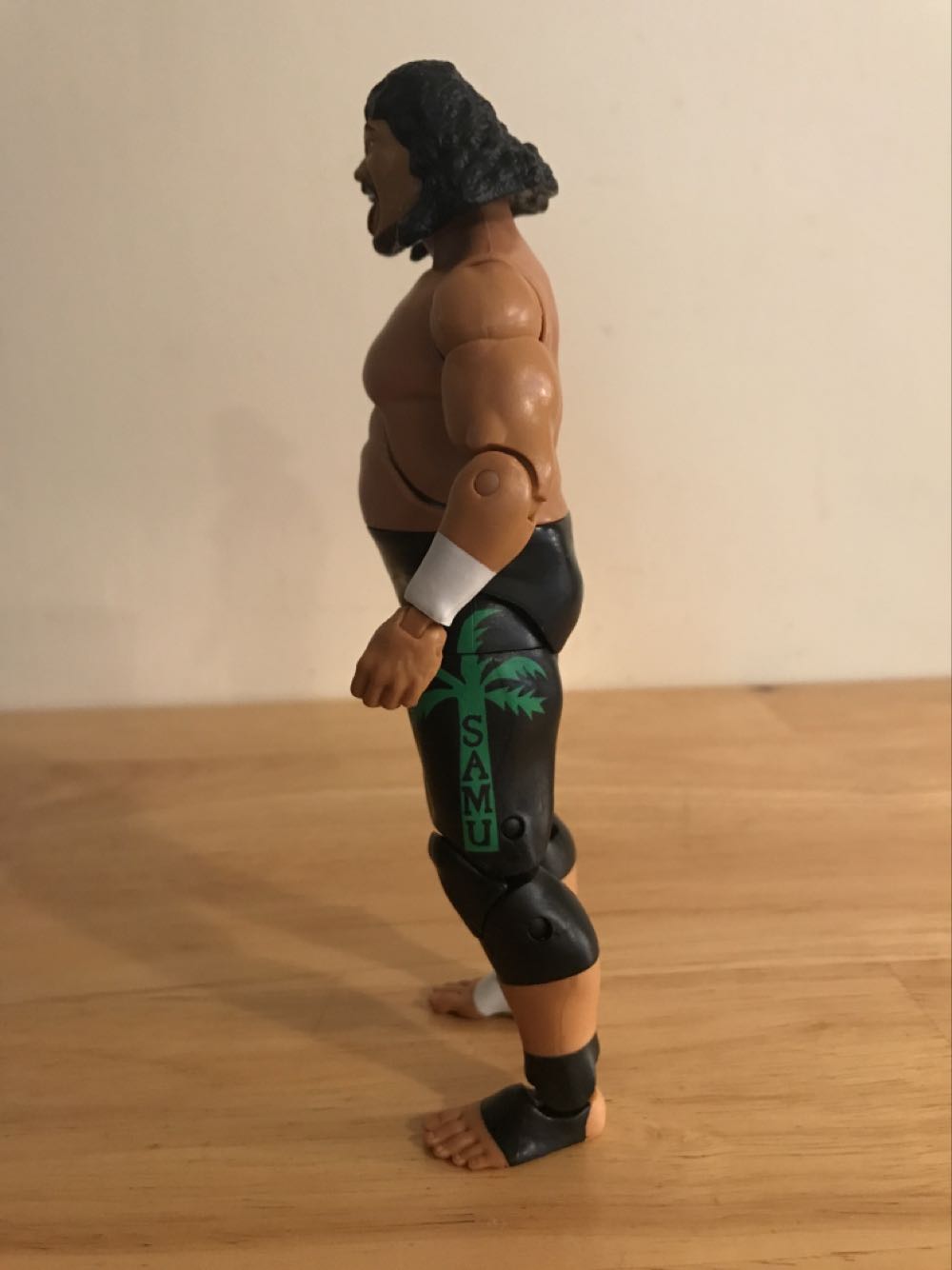 Headshrinker Fatu - Mattel Wwe (WWE Elite Custom Headshrinker Fatu) action figure collectible - Main Image 2