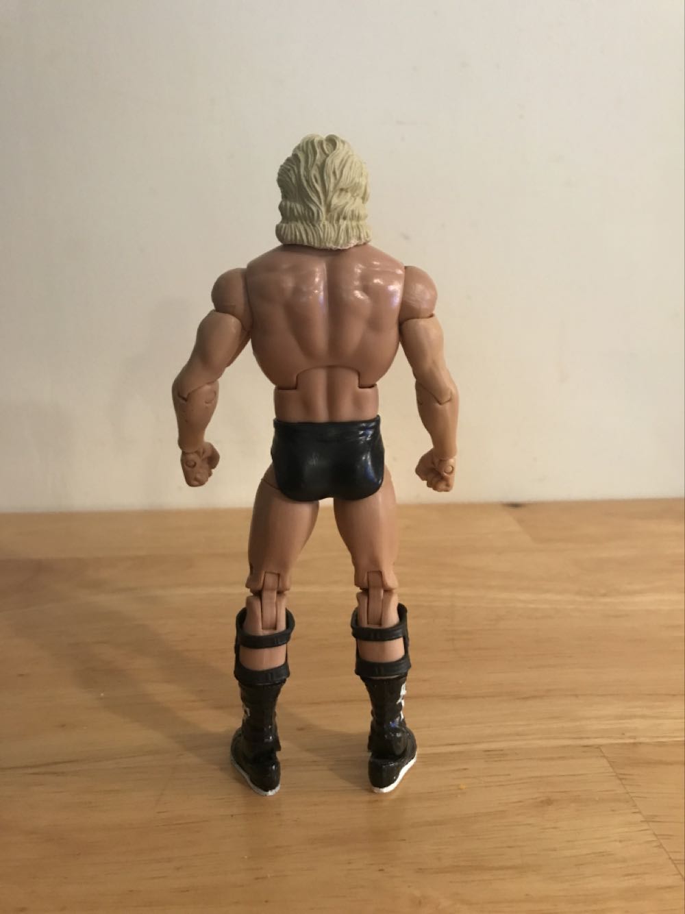 “Nature Boy” Ric Flair - Mattel Wwe (WWE Ultimate Edition Custom “Nature Boy” Ric Flair (1993 WCW)) action figure collectible - Main Image 2
