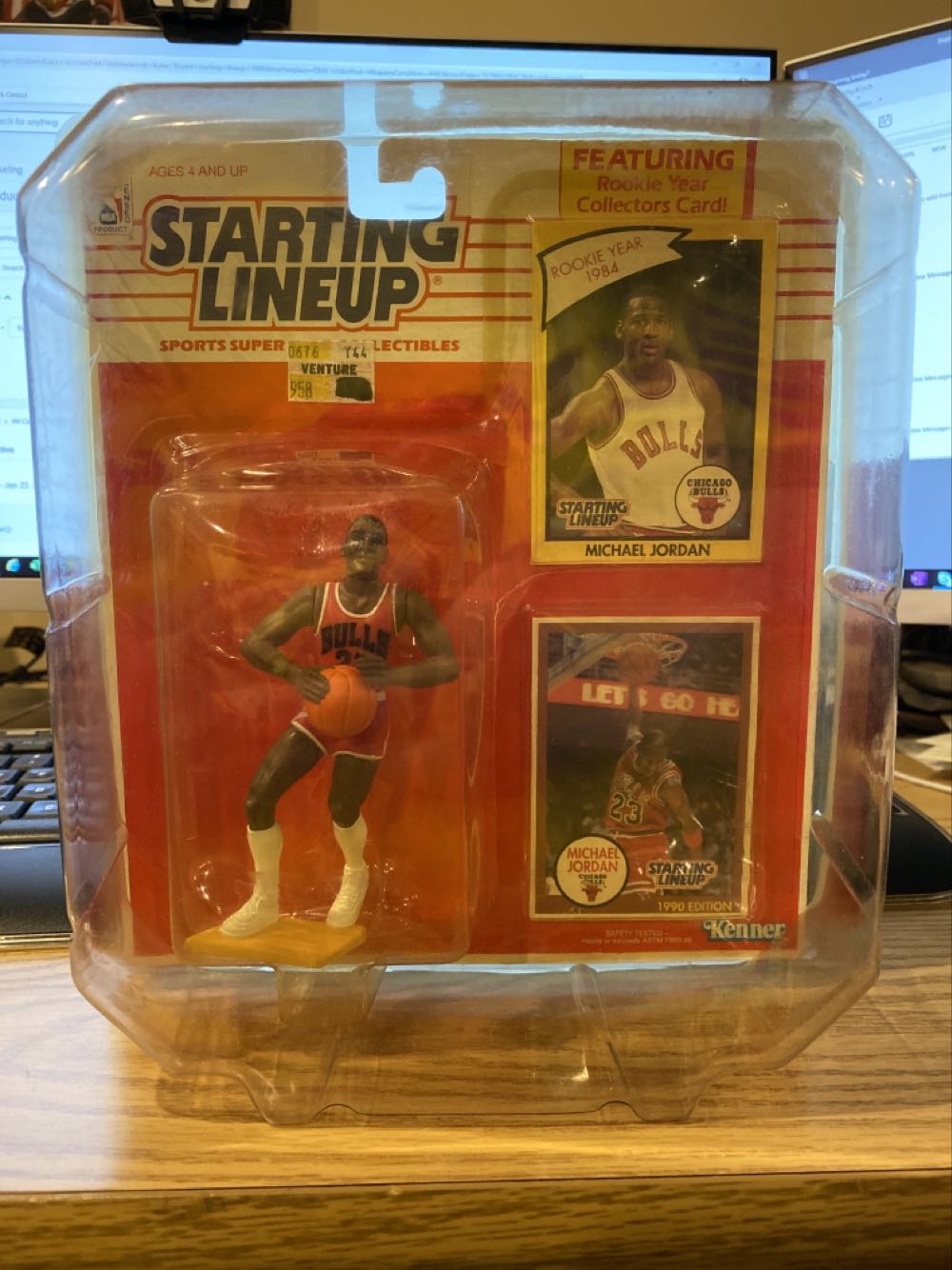 Kenner Starting Lineup Michael Jordan 1989 Kenner  action figure collectible [Barcode 076281678368] - Main Image 2
