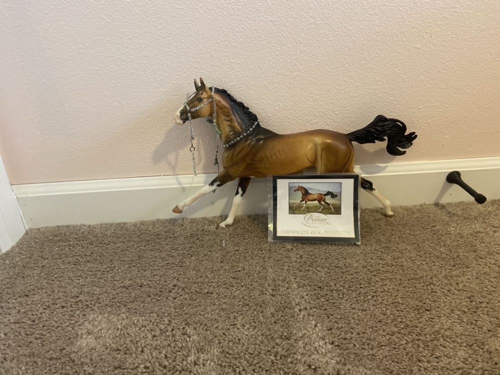 Altynai- ST çölleri gün - Breyer Horses action figure collectible [Barcode 019756901967] - Main Image 3