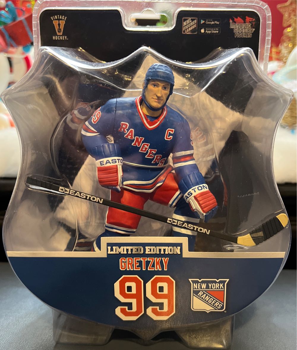 Nhl Wayne Gretzky New York Rangers  action figure collectible [Barcode 672781306390] - Main Image 2