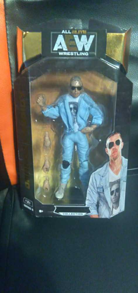 AEW: Orange Cassidy - Jazwares (AEW Unrivaled Collection Series 3) action figure collectible [Barcode 191726377122] - Main Image 2