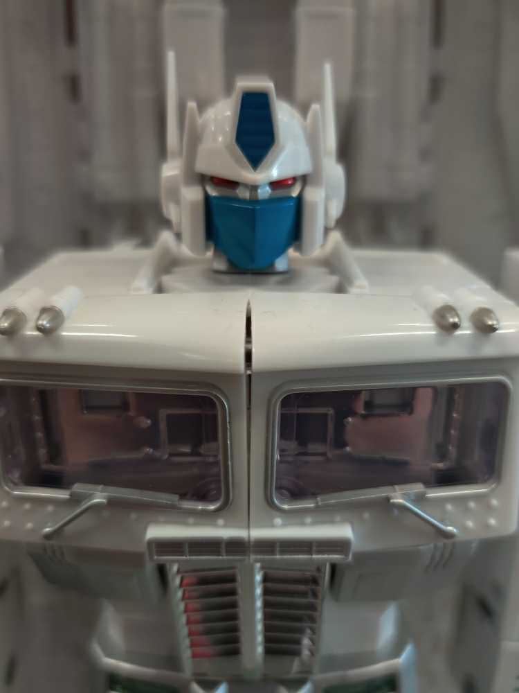 Breyer Unicorn Crazy Surprise Single Pack