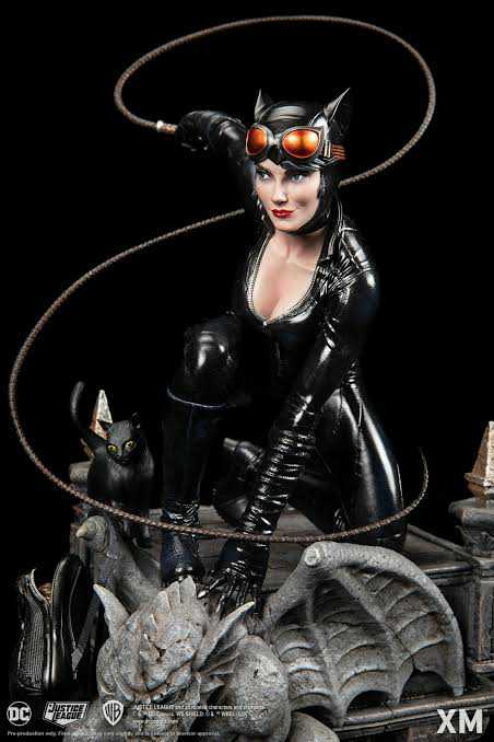 Catwoman, DC Rebirth (1:6) - XM Studios (DC Rebirth) action figure collectible - Main Image 2