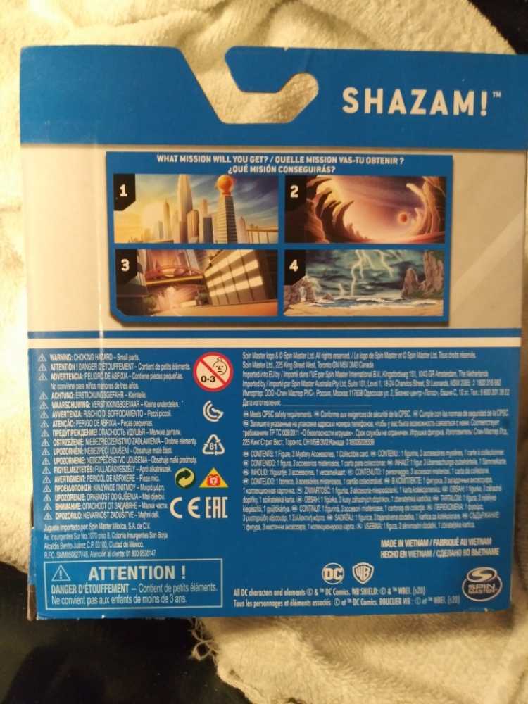 Shazam!™ - Spin Master (DC Heroes Unite) action figure collectible [Barcode 778988303108] - Main Image 2