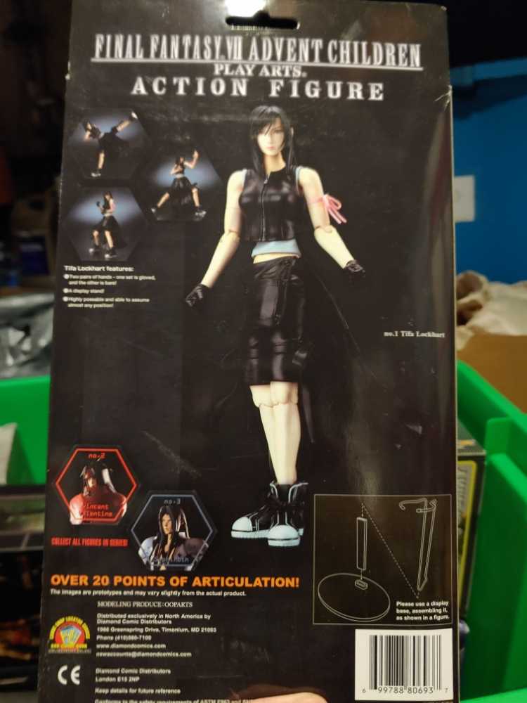 Tifa Lockhart - Square Enix (Final Fantasy 7 Advent Children) action figure collectible [Barcode 699788806937] - Main Image 2