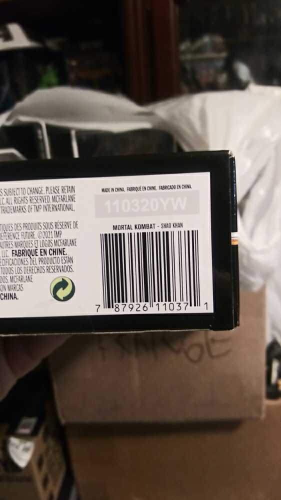 Shao Kahn - McFarlane Toys (Mortal Kombat 11) action figure collectible [Barcode 787926110371] - Main Image 4