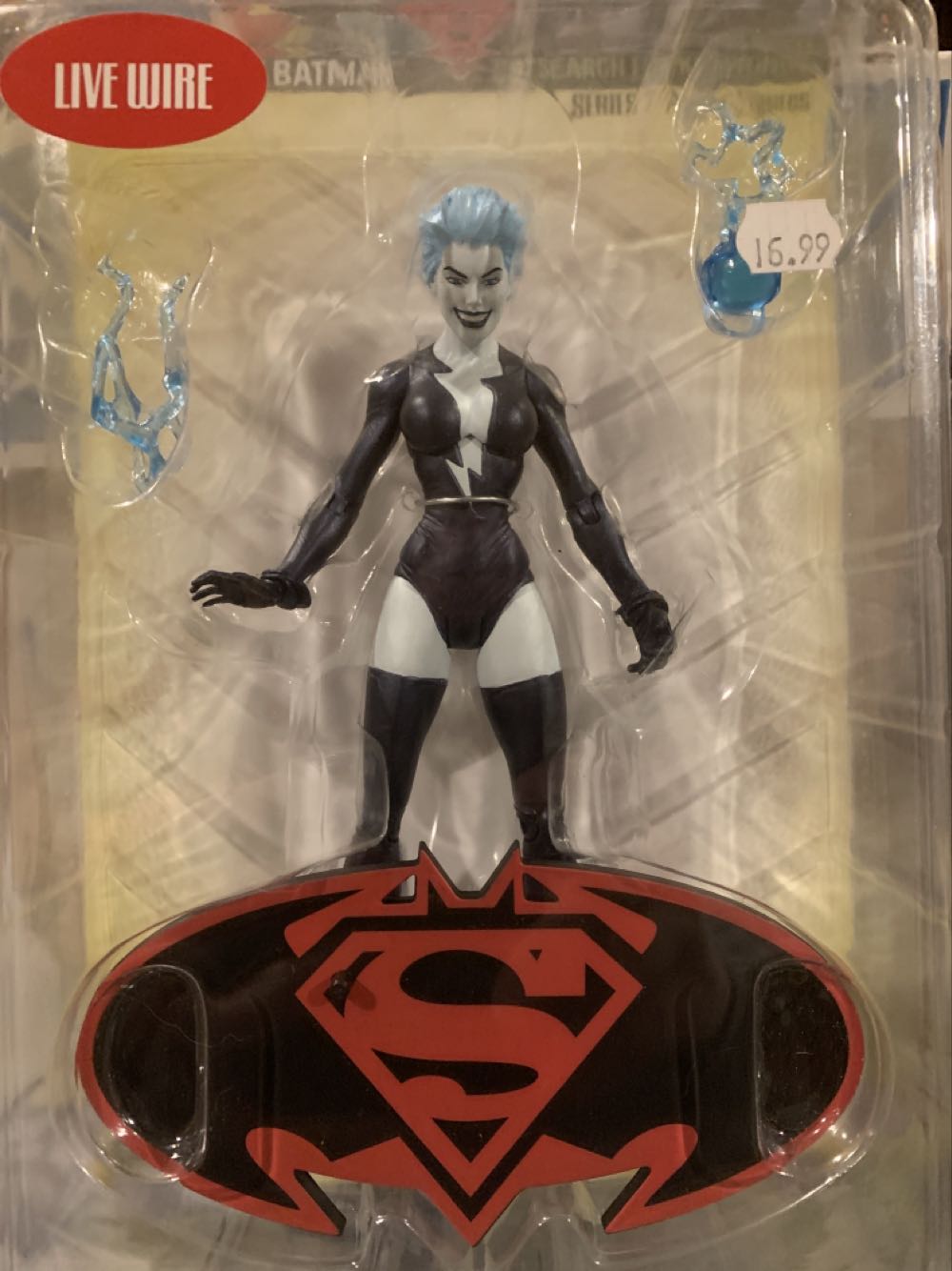 DC Direct Superman/Batman The Seach For Kryptonite Live Wire - DC Direct action figure collectible [Barcode 761941279886] - Main Image 2