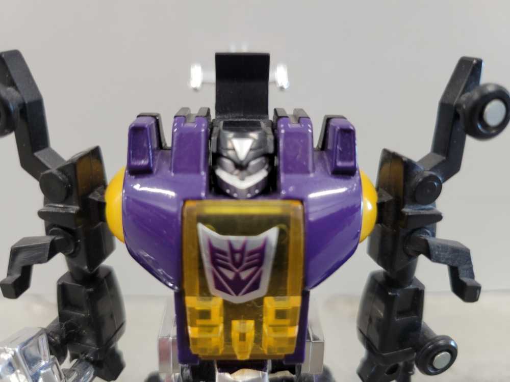 Bombshell 2nd Insecticon Robot Mode - Hasbro (1985) action figure collectible - Main Image 1