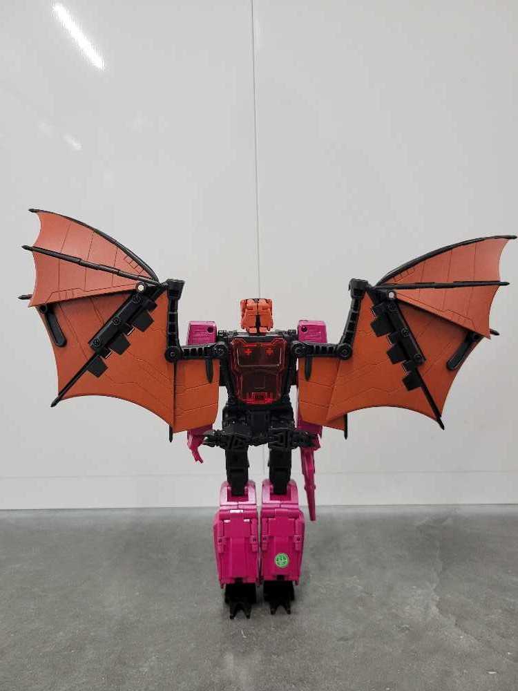 Mindwipe FT-23 (Dracula) - Fans Toys (Masterpiece 1987) action figure collectible - Main Image 4