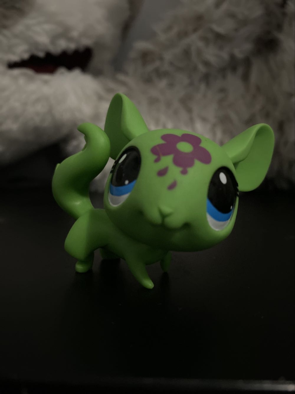 Squirrel Green   action figure collectible - Main Image 1