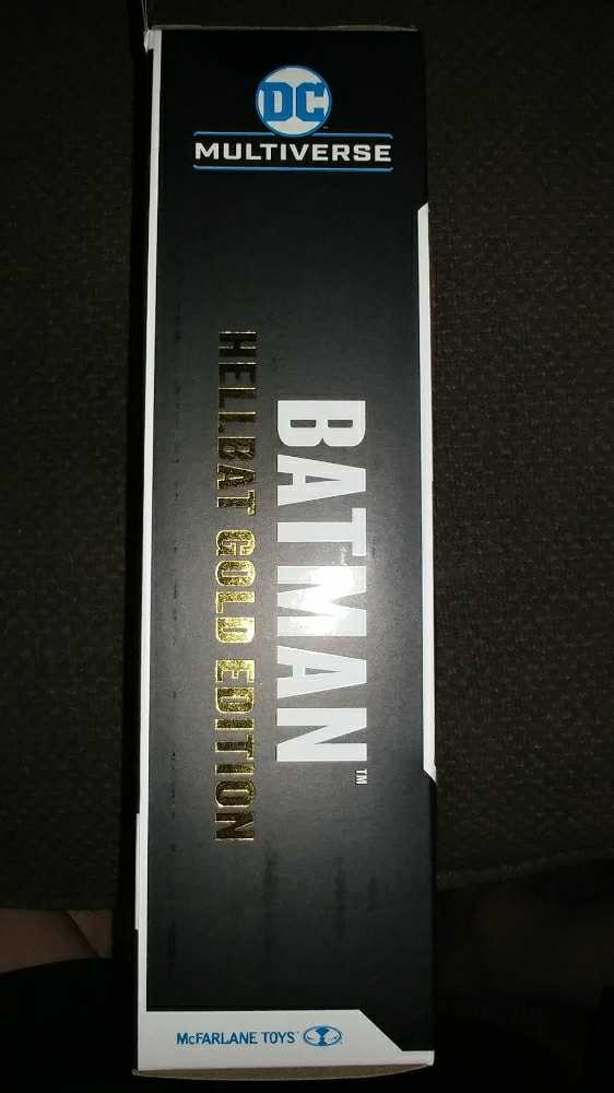 Batman (Lunar Gold Hellbat Suit) - McFarlane Toys (DC Multiverse) action figure collectible [Barcode 787926151749] - Main Image 3
