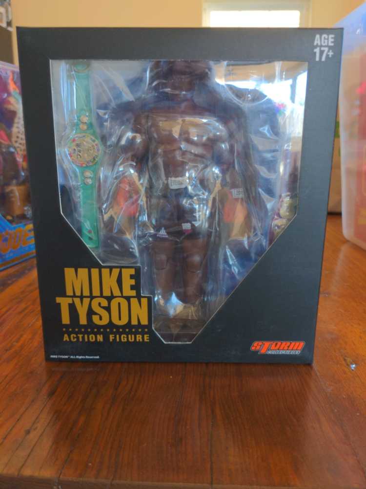 1:6 (Film/TV) - Gamora