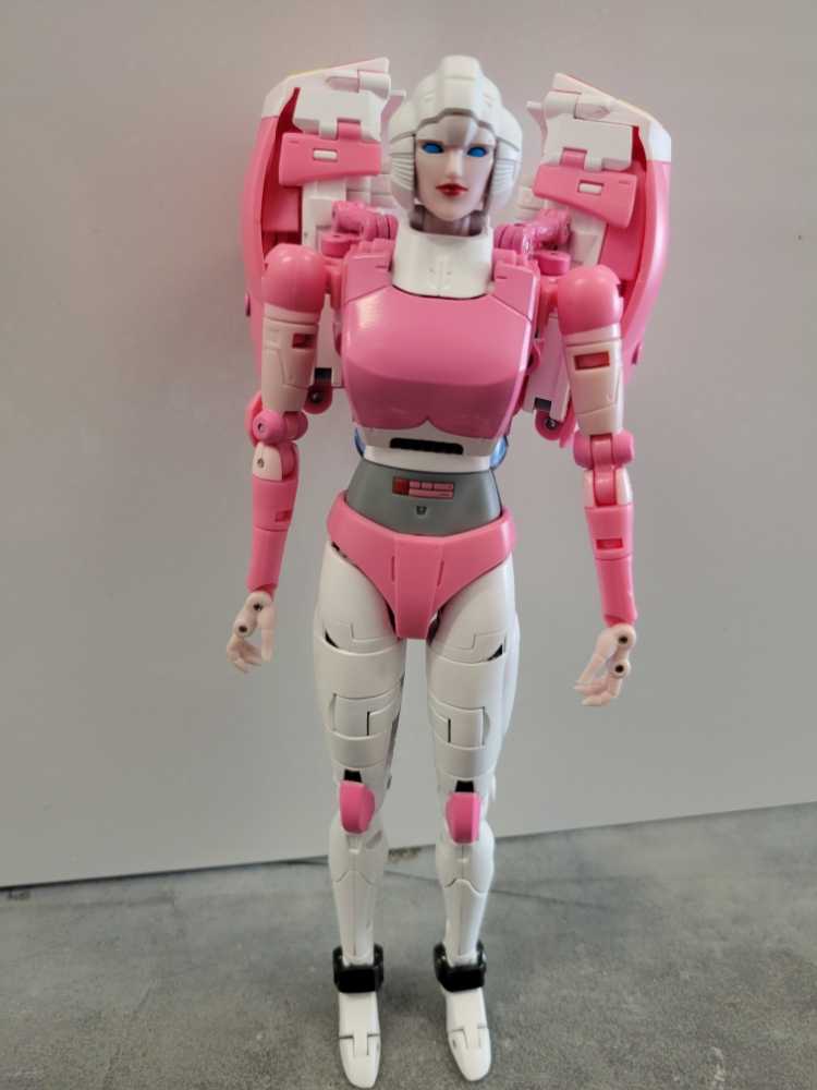 Arcee FT-24 Rouge - Fans Toys (Transformers: The Movie (1986)) action figure collectible - Main Image 2