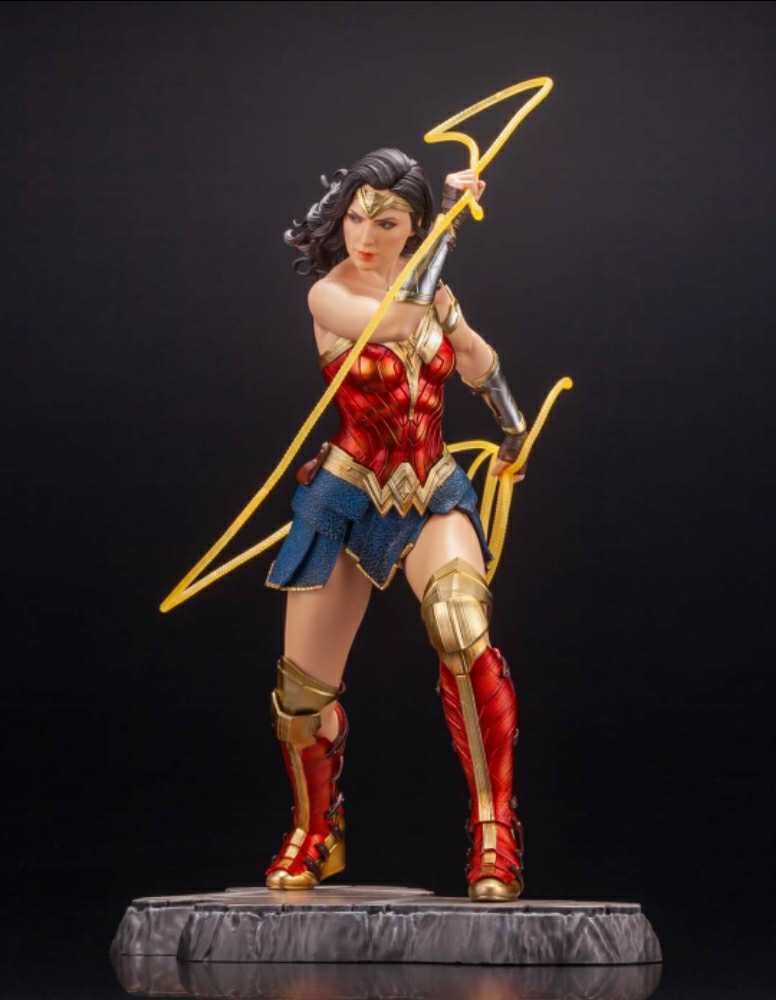 Wonder Woman, Wonder Woman 1984 - Kotobukiya (Wonder Woman 1984 (2020)) action figure collectible - Main Image 4