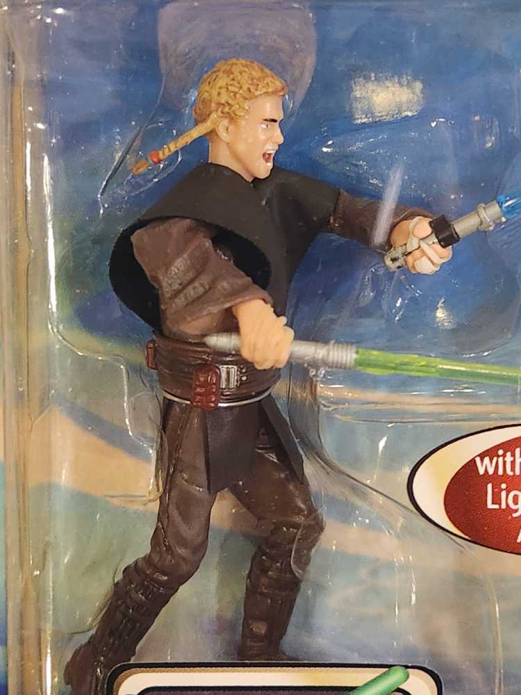 Anakin Skywalker W/lightsaber Slashing Action - Hasbro (Attack Of The Clones) action figure collectible [Barcode 076930848821] - Main Image 3