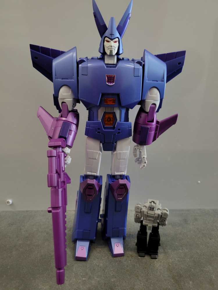Cyclonus FT-29 (Quietus) - Fans Toys (Masterpiece 1986) action figure collectible - Main Image 2