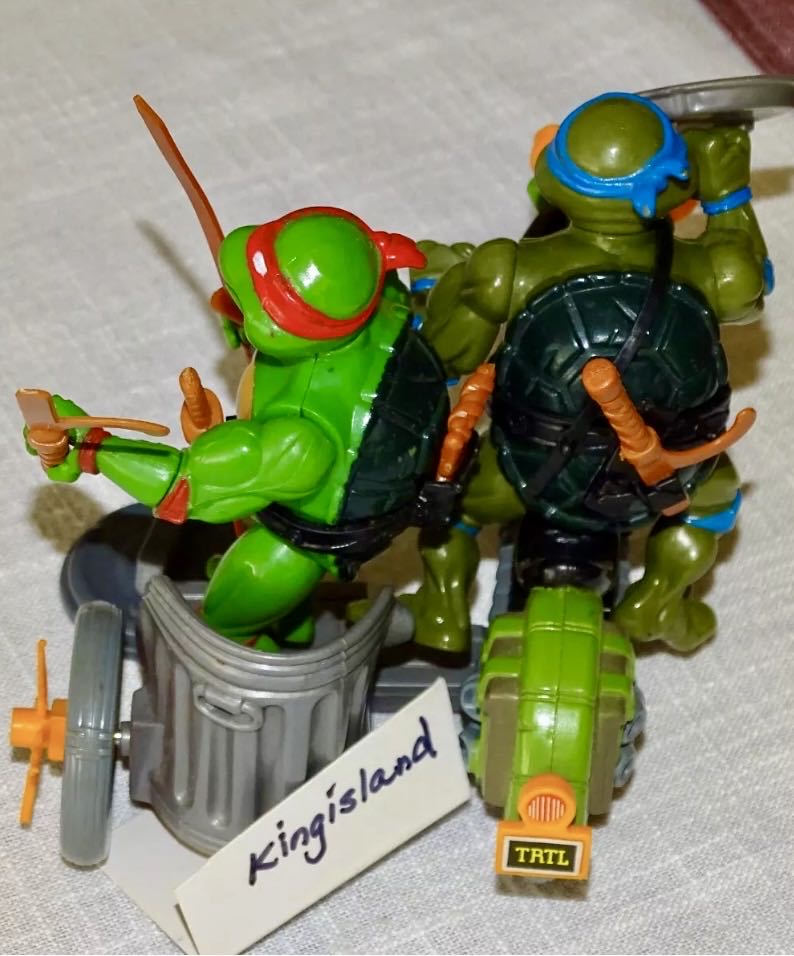 TMNT Sewer Cycle  (Teenage Mutant Ninja Turtles) action figure collectible - Main Image 4