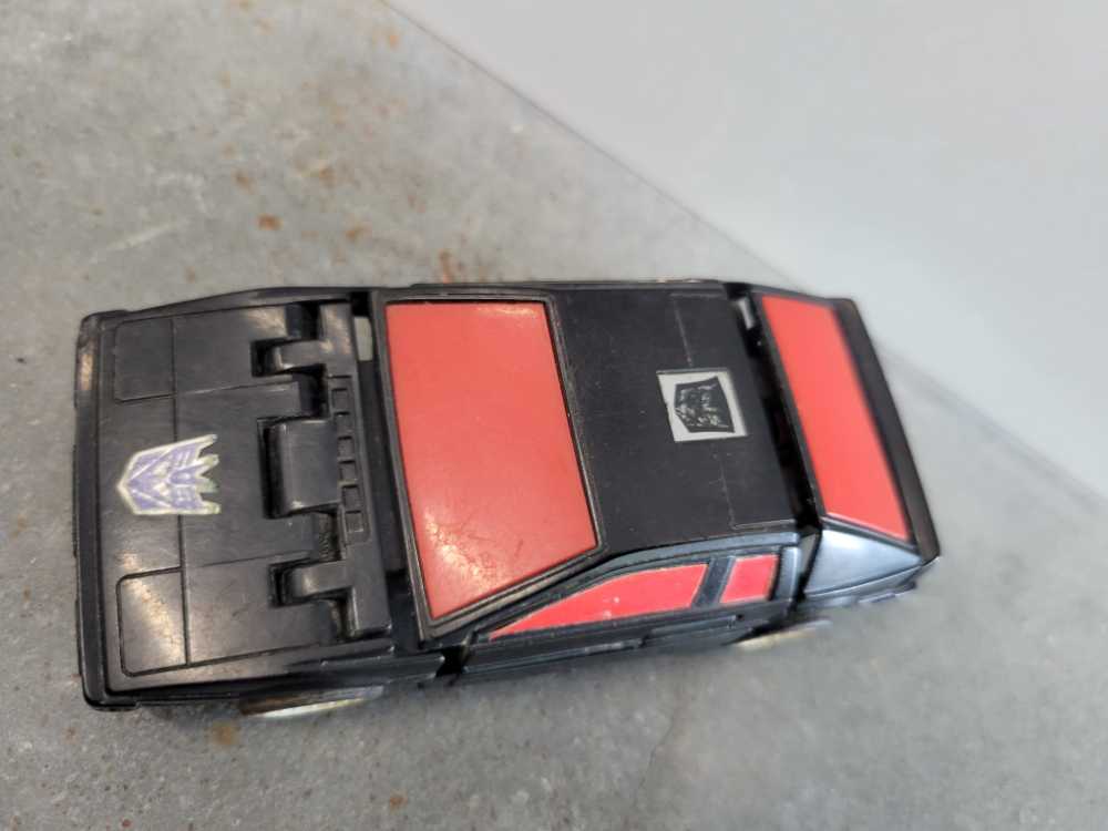 Runabout 1st (Robot Mode) - Hasbro (1986) action figure collectible - Main Image 2