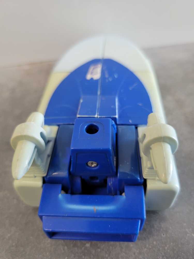 Scourge 3rd Vehicle Mode - Hasbro (1986) action figure collectible - Main Image 3