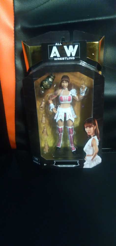 Riho - Jazzwares (AEW Unrivaled Collection Series 3) action figure collectible [Barcode 191726377214] - Main Image 2