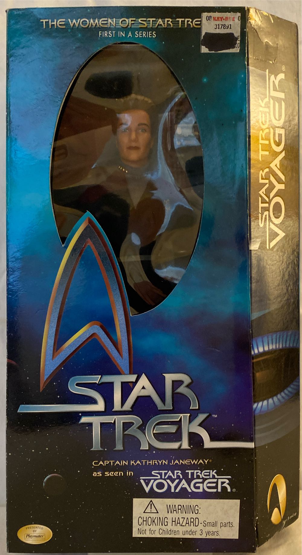 Women Of Star Trek:  Star Trek Voyager Captain Kathryn Janeway - Playmates (Star Trek - Voyager) action figure collectible [Barcode 043377655039] - Main Image 3