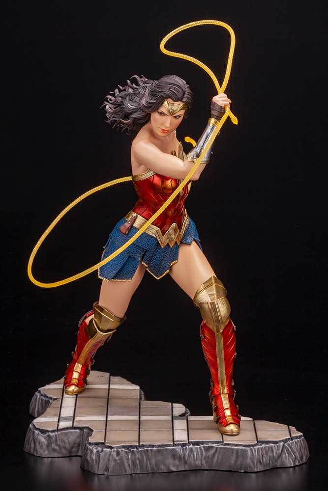 Wonder Woman, Wonder Woman 1984 - Kotobukiya (Wonder Woman 1984 (2020)) action figure collectible - Main Image 3