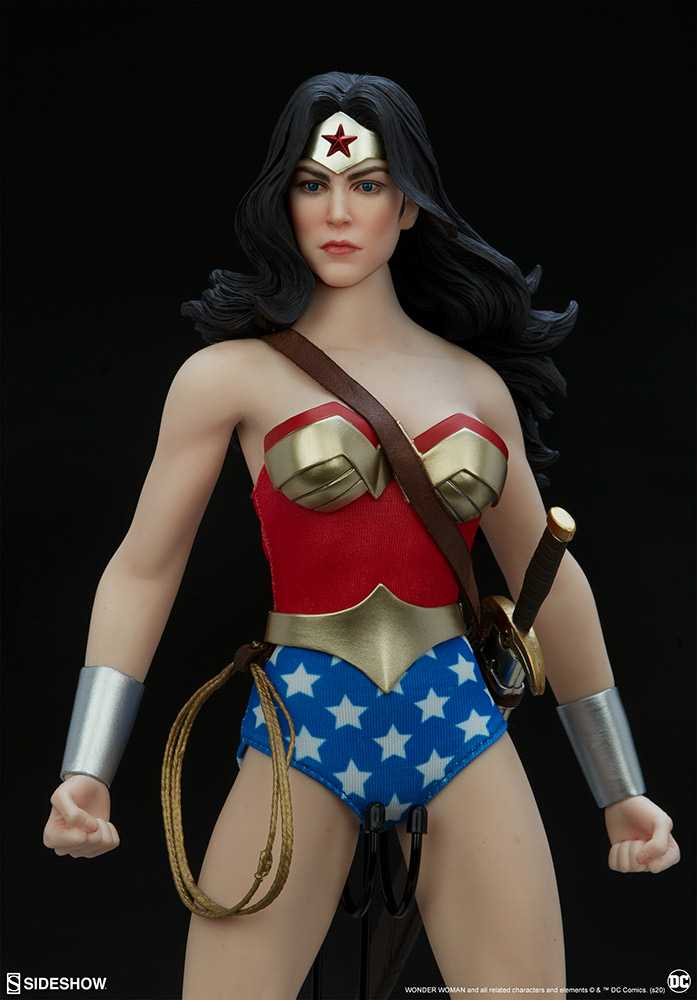 Iceblade Sorcerer Shall Rule The World (Claris) - Sideshow Collectibles (DC Comics) action figure collectible - Main Image 3