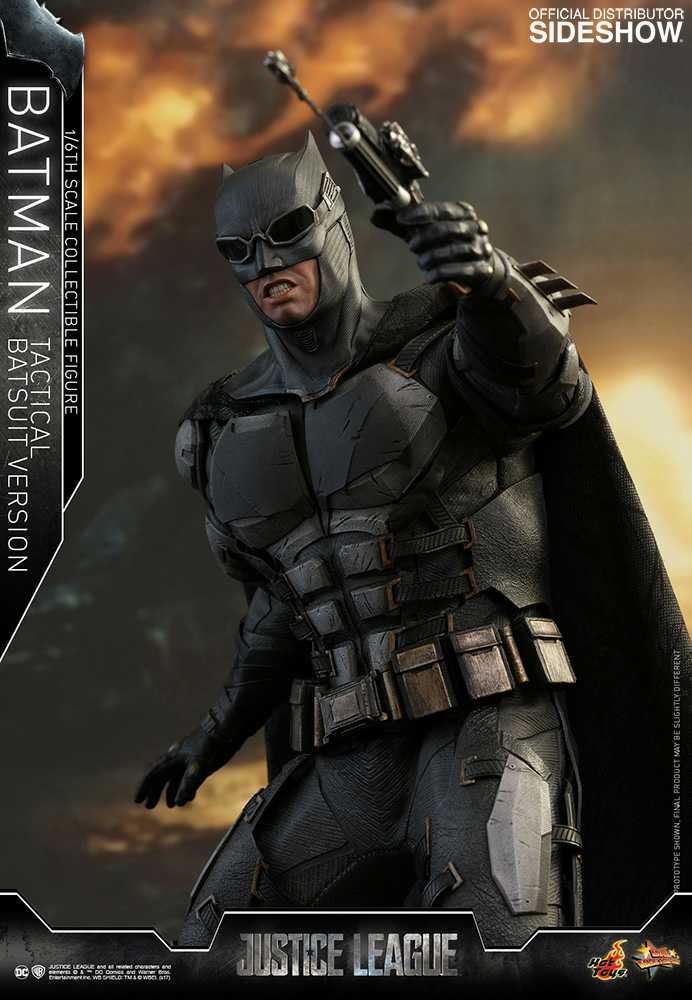 Batman, Tactical Batsuit Version, Justice League (1:6) - Hot Toys (Justice League (2017)) action figure collectible - Main Image 4