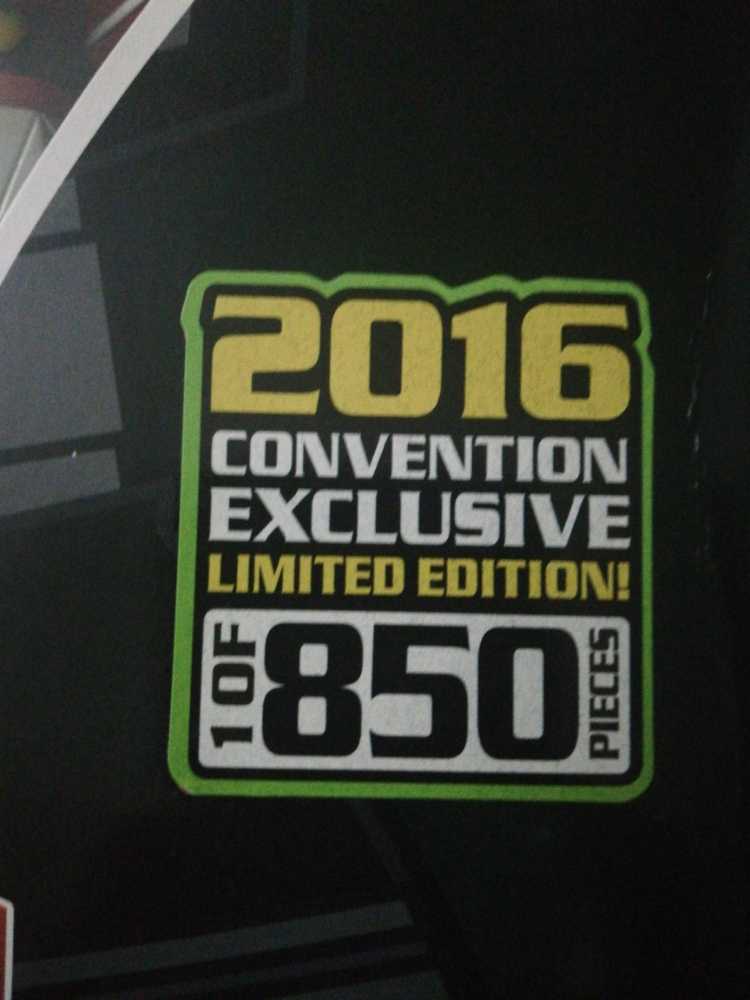 Power Rangers Mighty Morphin Megazord   action figure collectible [Barcode 3296580434954] - Main Image 2