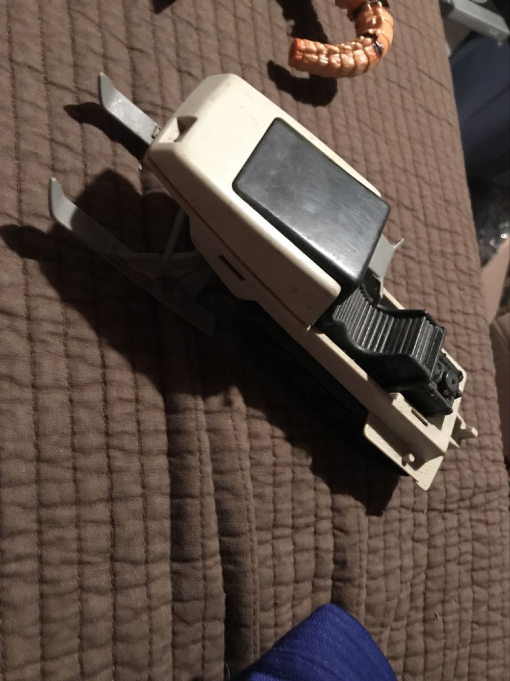 GS-17 Optimus & Ratchet Shattered Glass