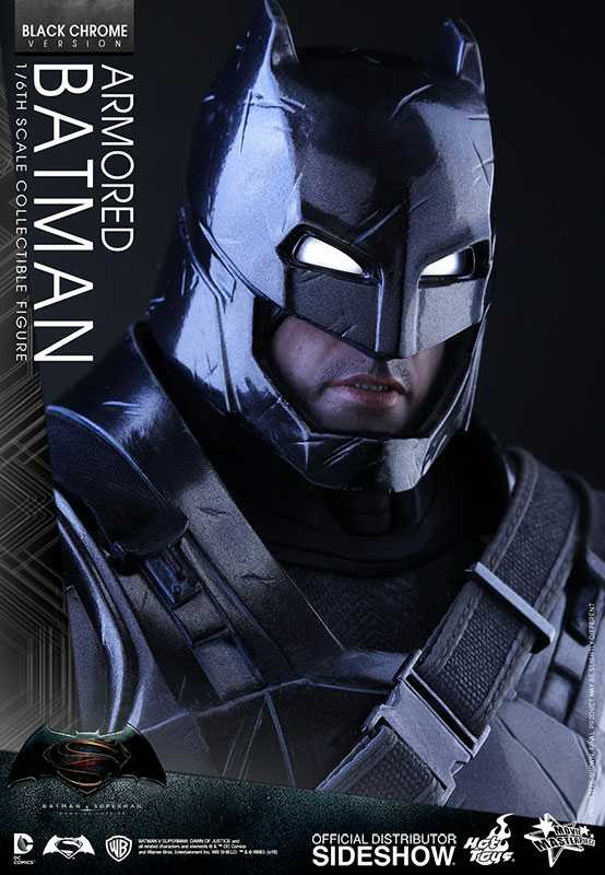 Batman, Armored (Chrome Version), Batman vs Superman: Dawn of Justice (1:6) - Hot Toys (Batman vs Superman: Dawn of Justice (2017)) action figure collectible - Main Image 4