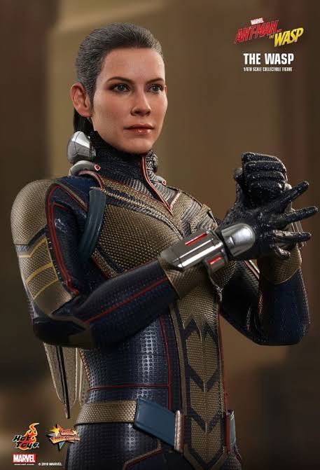 The Wasp - Hot Toys (Ant Man And The Wasp) action figure collectible [Barcode 4897011186962] - Main Image 3
