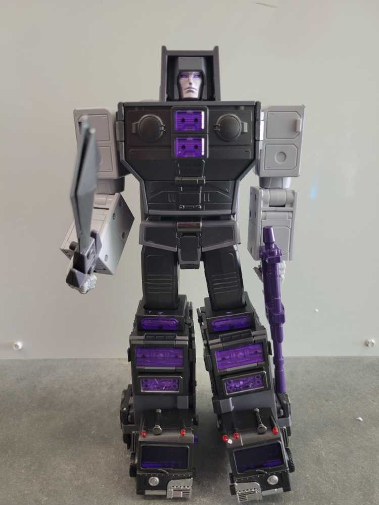 Motormaster FT-31A (Roadking) - Fans Toys (Transformers G1) action figure collectible - Main Image 2