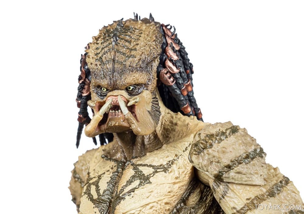 Neca - Ultimate Unarmored Assassin Predator (The Predator) - Neca/Reel Toys (The Predator) action figure collectible [Barcode 634482515808] - Main Image 2