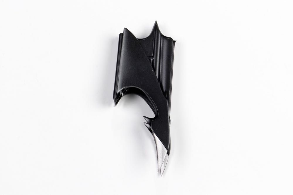 Batman: Batarang Replica - Neca/Reel Toys (Batman 89) action figure collectible [Barcode 634482614457] - Main Image 3