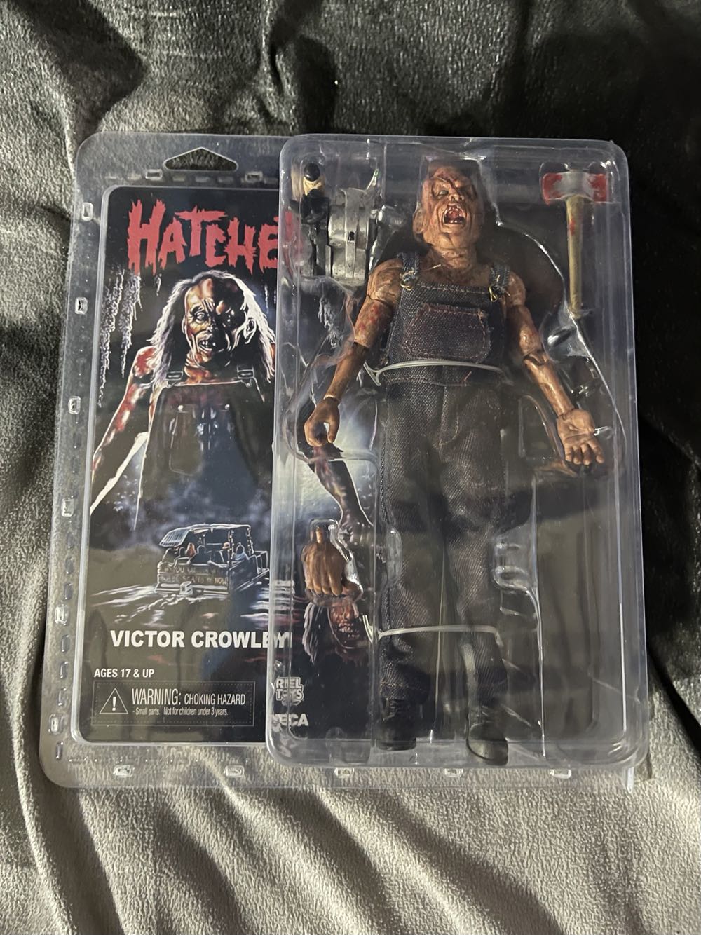 Hatchet - Neca (Hatchet) action figure collectible [Barcode 634482560600] - Main Image 2